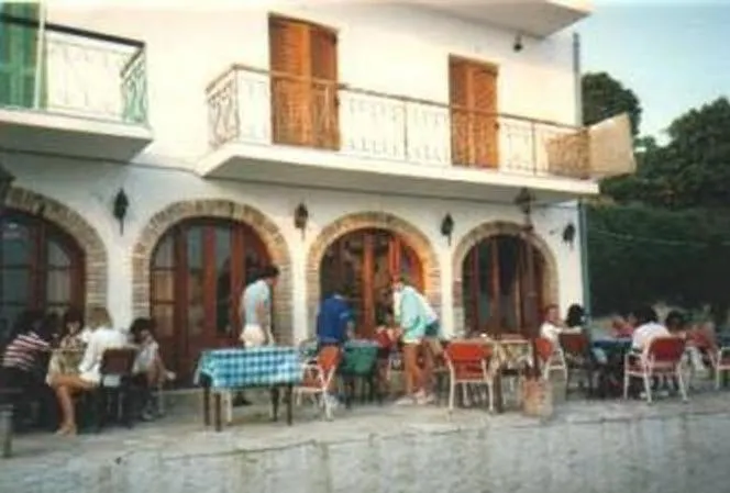 Pansion Alexandros Gæstehus 3*